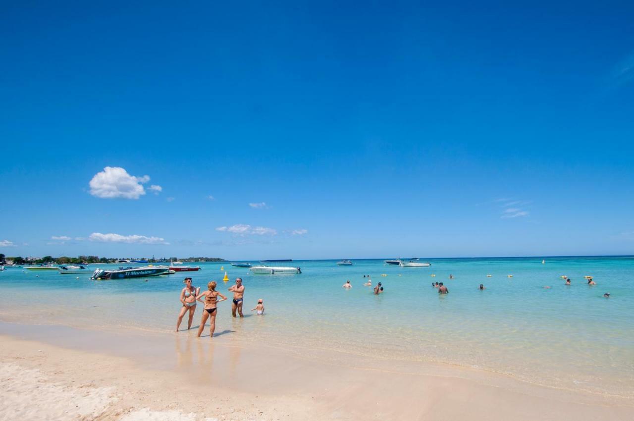 O'Biches Beachfront Complex - Тро-о-Біше Екстер'єр фото